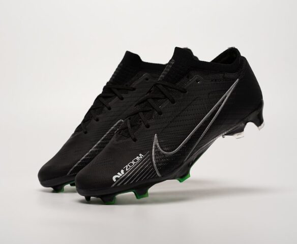 Футбольная обувь NIke Mercurial Vapor XV FG черные